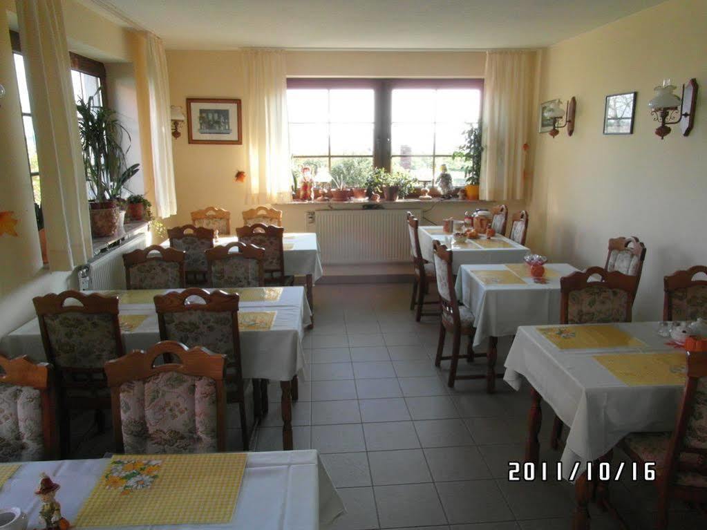 Pension Deichgraf Middelhagen Exterior photo
